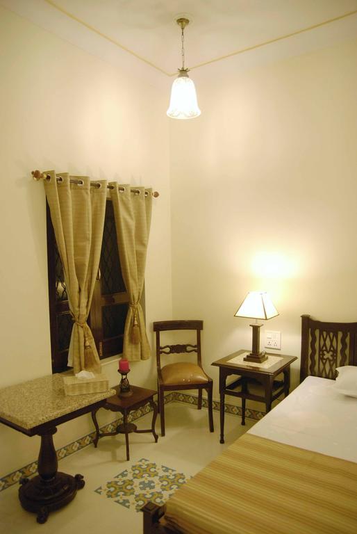 Badnor House - The Heritage Homestay Ajmer Ruang foto